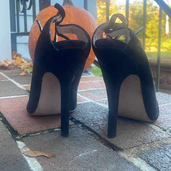 Zara Woman 5 inch Peak Heel Shoes, size 40 - Picture 6 of 11